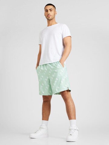 Jordan Loose fit Trousers 'ESS POOLSIDE' in Green