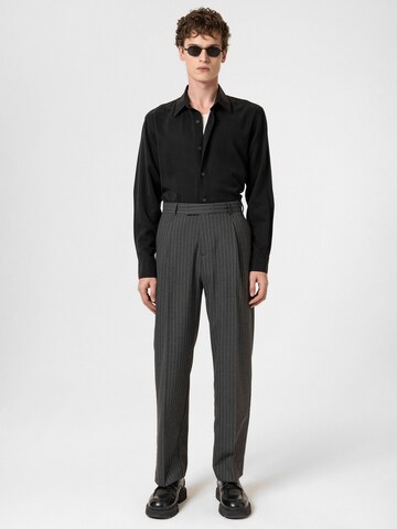 Antioch - regular Pantalón plisado 'Eurico' en gris