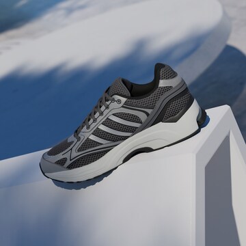 ADIDAS SPORTSWEAR - Sapatilhas baixas 'Spiritain 2000' em cinzento