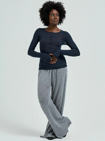 Seamless Basic Shirt 'Granddad' in Zwart