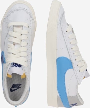 Nike Sportswear - Zapatillas deportivas bajas 'JUMBO' en blanco