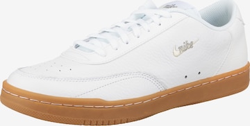 Nike Sportswear Platform trainers 'Court Vintage Premium' in White: front