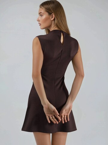 Busem - Vestido 'Mini' em castanho