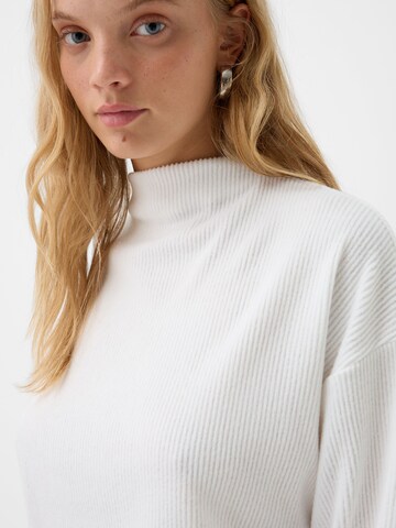 Bershka Trui in Beige