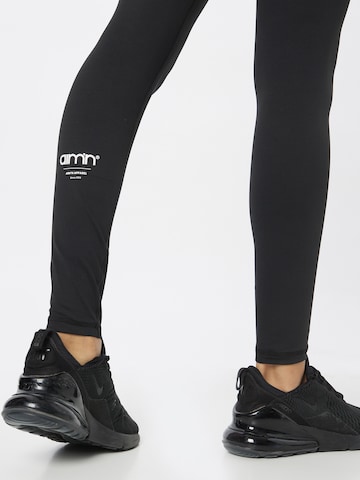 Skinny Pantaloni sportivi 'EDGE' di aim'n in nero