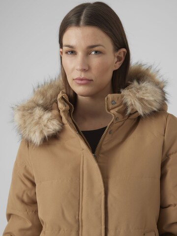 Manteau d’hiver 'Addison' VERO MODA en marron