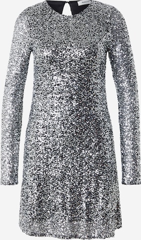 modström Cocktailmekko värissä hopea: etupuoli