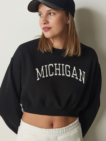 Happiness İstanbul Majica | črna barva