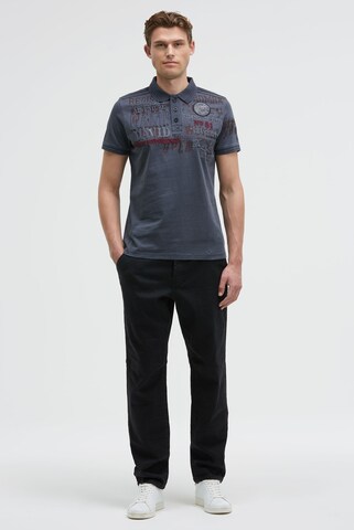 CAMP DAVID Shirt in Blau