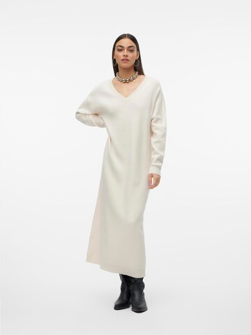 VERO MODA Трикотажное платье 'Gold' в Бежевый