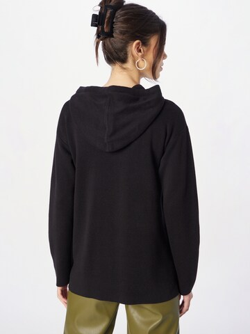 s.Oliver Sweater in Black