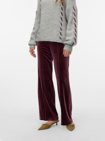 VERO MODA - regular Pantalón plisado 'HANNA' en rojo