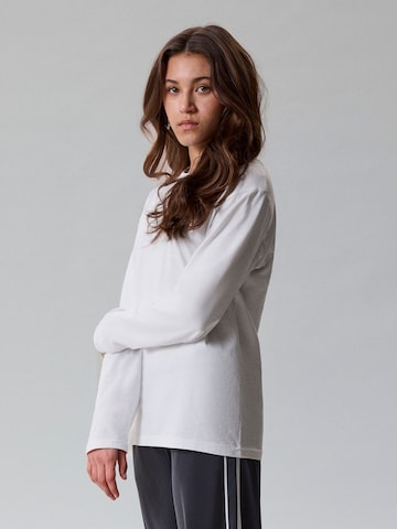 LMTD Shirt 'NLNNEVOLLO' in White: front