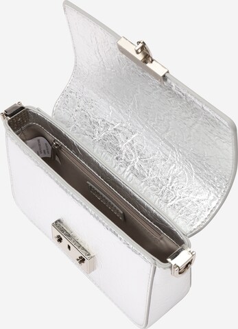 Seidenfelt Manufaktur Crossbody Bag in Silver