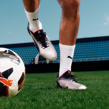 PUMA Voetbalschoen 'King Ultimate' in Zilver