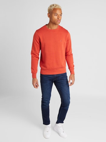 TOMMY HILFIGER Sweatshirt in Rot