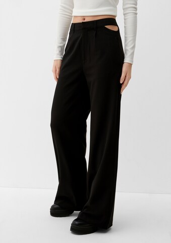 QS Wide leg Broek in Zwart: voorkant
