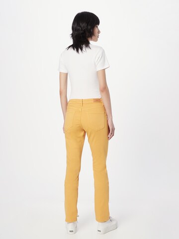 Coupe slim Jean s.Oliver en jaune