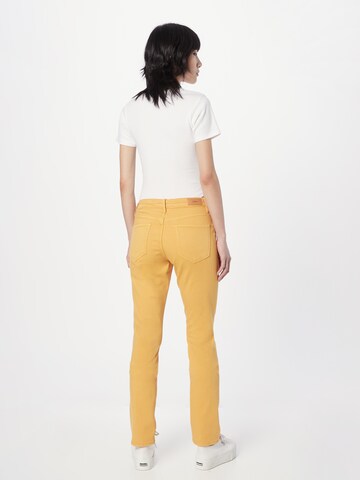 s.Oliver Slim fit Jeans in Yellow