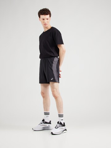 ASICS Regular Sportbyxa 'Road' i svart
