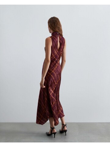 Rochie ' ' de la Scalpers pe roșu