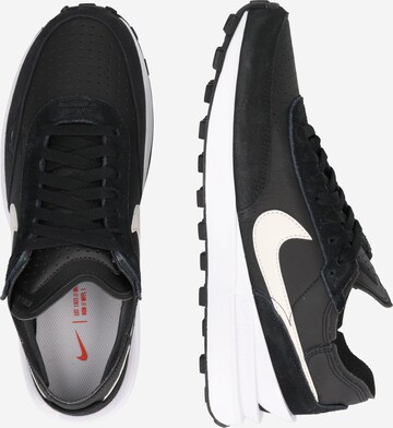 Nike Sportswear Trampki niskie 'WAFFLE ONE LTR' w kolorze czarny