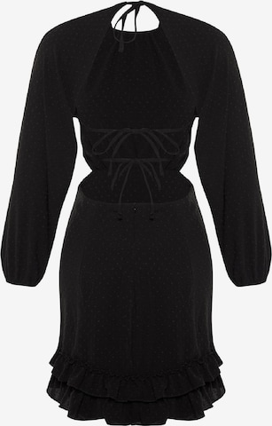 Trendyol - Vestido em preto