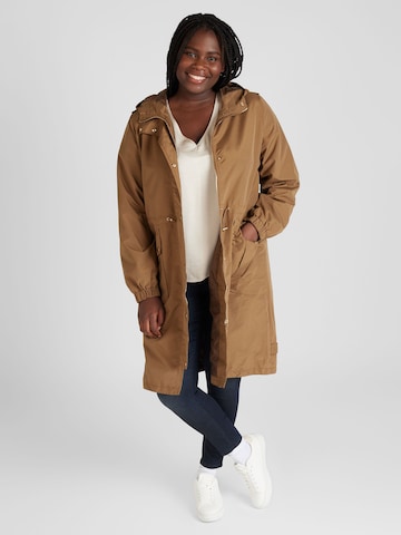 Vero Moda Curve Between-Seasons Parka 'ZOASOFIA' in Brown