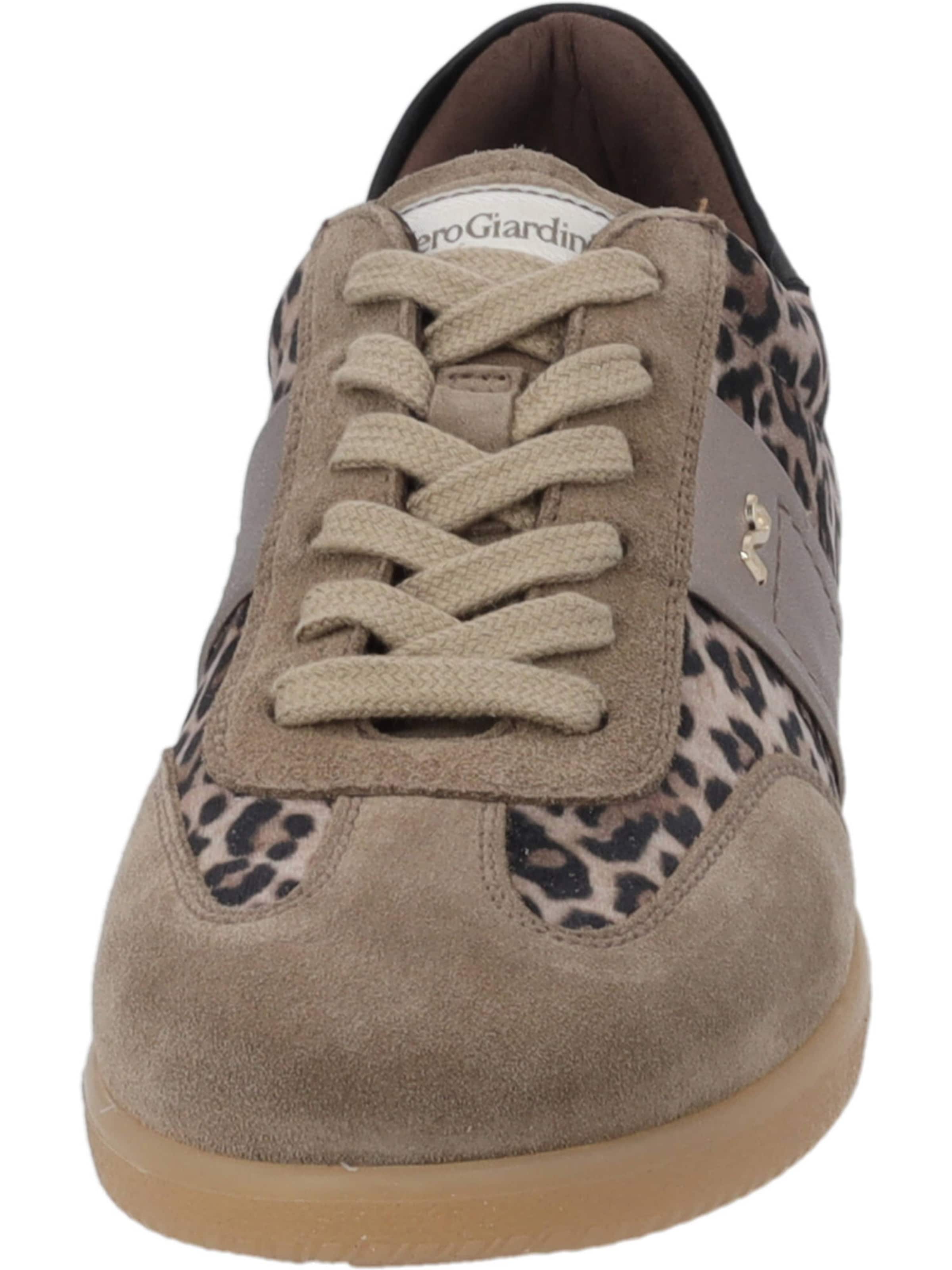 Nero Giardini Sneakers laag in Bruin