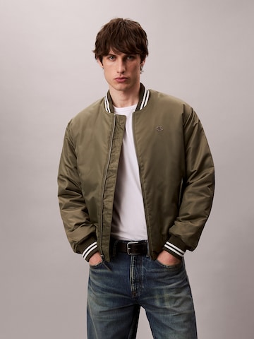 Calvin Klein Jeans Välikausitakki 'TIPPED HERO' värissä vihreä: etupuoli