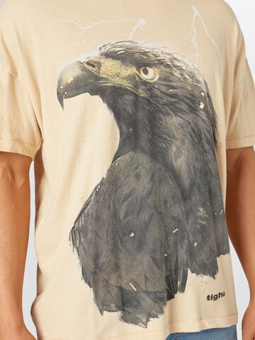 tigha Printshirt  ' Sky Eagle Arne ' in Beige