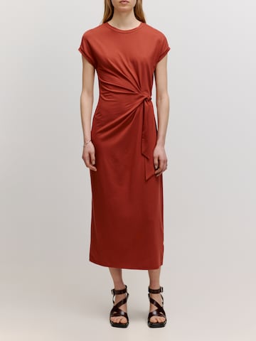 EDITED - Vestido 'Milla' en rojo: frente