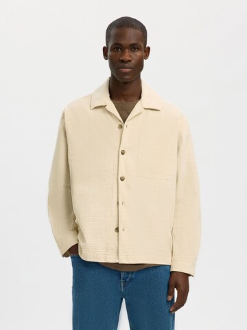 SELECTED - Ajuste regular Camisa en beige: frente