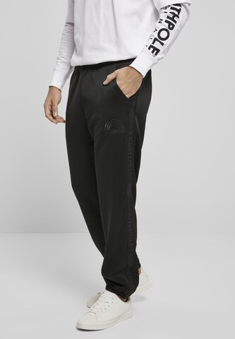 SOUTHPOLE Tapered Pants in Black