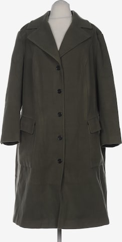 SHEEGO Jacket & Coat in 8XL in Green: front