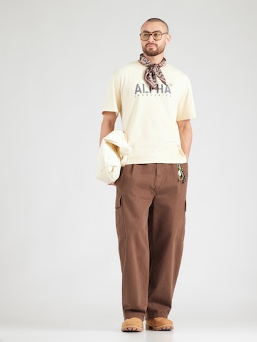 ALPHA INDUSTRIES T-shirt i vit