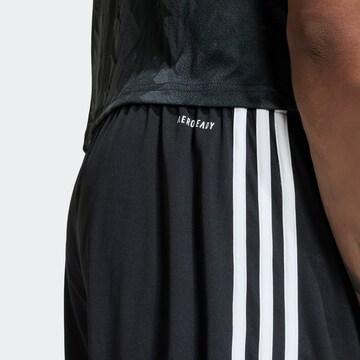 ADIDAS SPORTSWEAR Regularen Športne hlače 'Juventus 22/23 Home' | črna barva