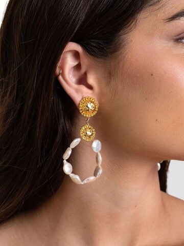 Boucles d'oreilles THE-ARE en or : devant
