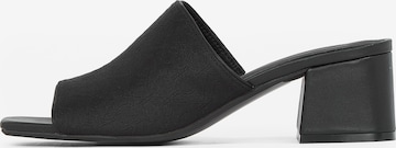 Calvin Klein Mule in Black: front