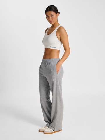 Hummel Loosefit Sportbroek 'PULSE' in Grijs