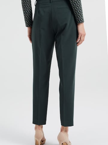 Coupe slim Pantalon à plis WE Fashion en vert