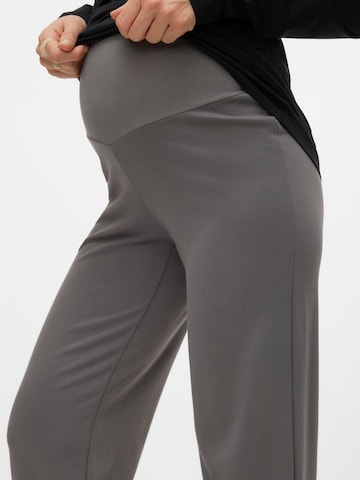 MAMALICIOUS Loose fit Trousers in Grey