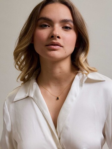 LUUK LIFESTYLE Necklace in Gold: front