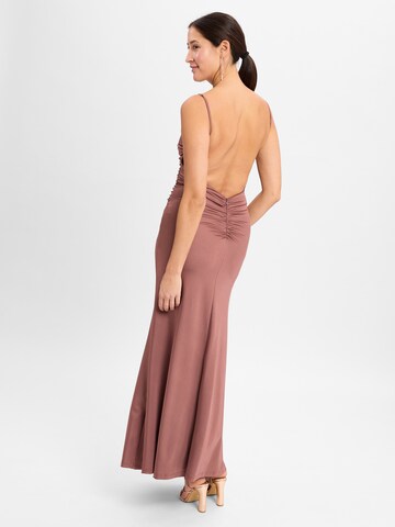 Robe de soirée Marie Lund en rouge