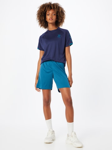 Hummel Regular Sportshorts in Blau