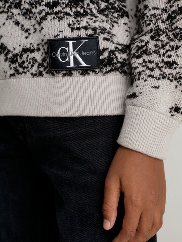 Calvin Klein Jeans Пуловер в сиво