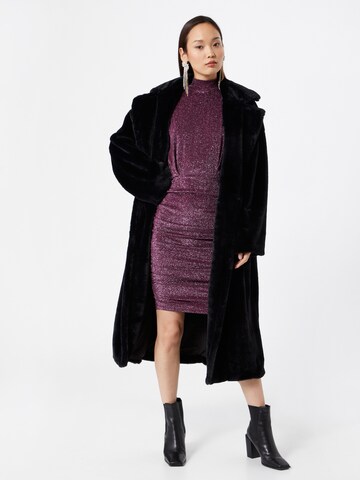 AX Paris Koktejlové šaty – fialová