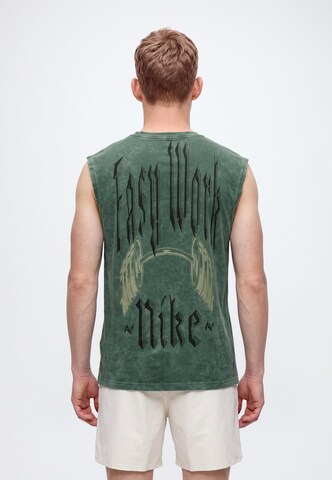 Maglia funzionale di Nike Sportswear in verde: frontale