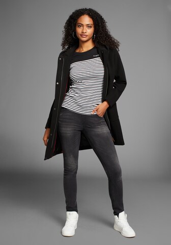 KangaROOS Winter Coat in Black