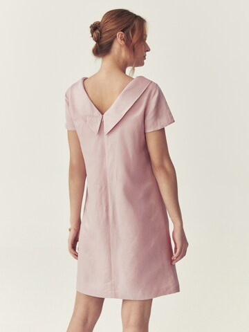 TATUUM - Vestido em rosa